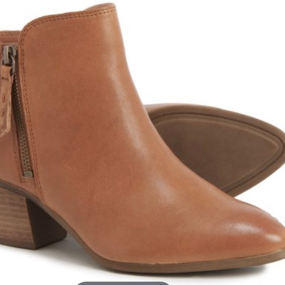 Madewell Shoes - Madewell Heeled Ankle Booties